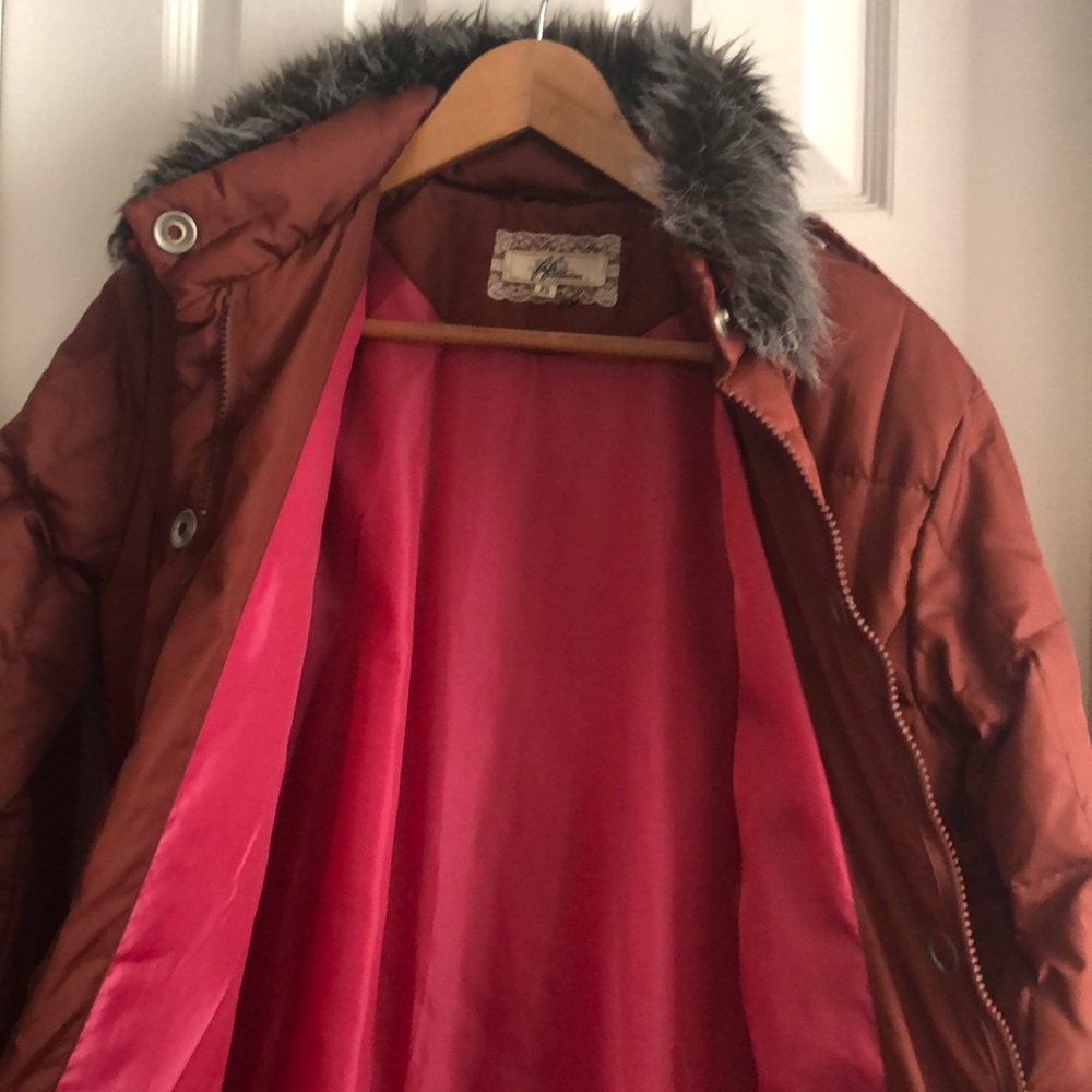 Full Length Down Burgundy Coat Size XS - Picture 11 of 11